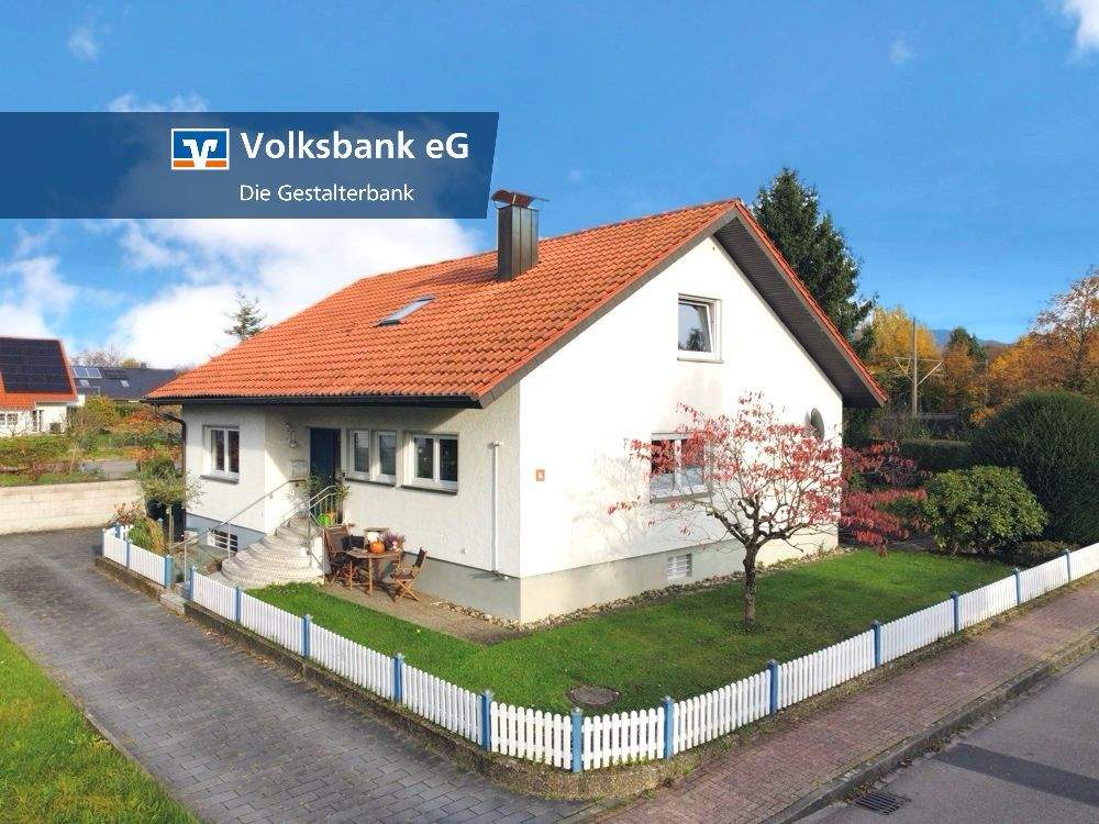 ***Gepflegtes Einfamilienhaus mit großem Garten in Achern-Fautenbach*** – Achern – Bild 1 von 9