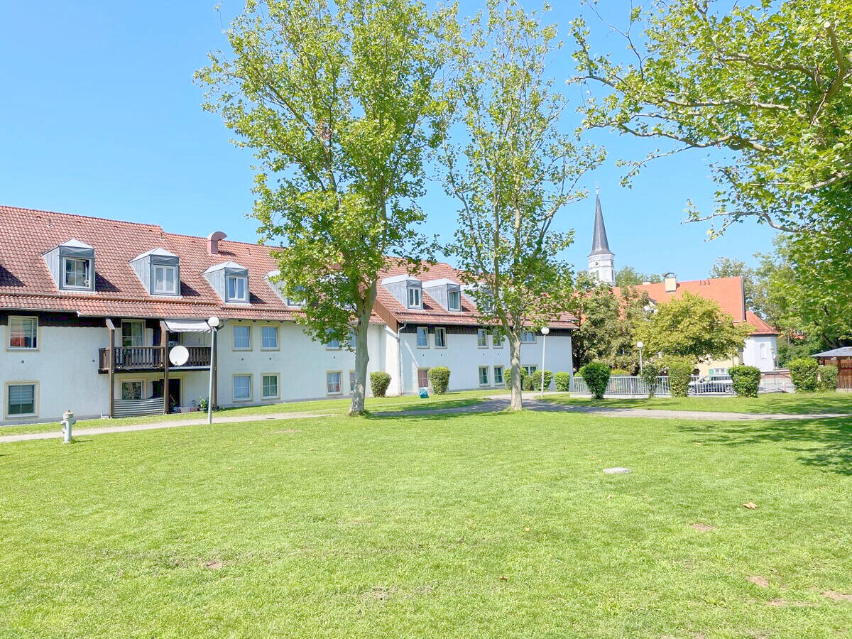 Hochparterre-Wohnung in ruhiger grüner Lage mitten im historischen Ortskern von Riem, Whg.-Nr. 50 – München – Vorschaubild 2