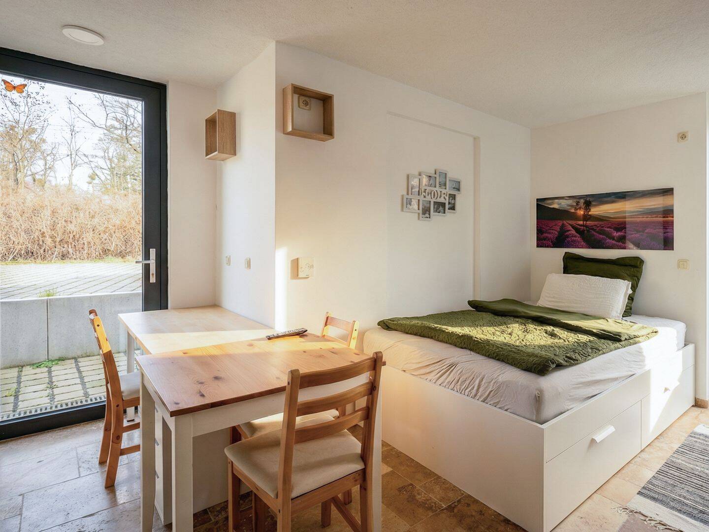 Top-Renditeobjekt: KfW-55+ Haus mit PV-Anlage und genehmigtem Erweiterungspotenzial – Potsdam – Bild 1 von 9