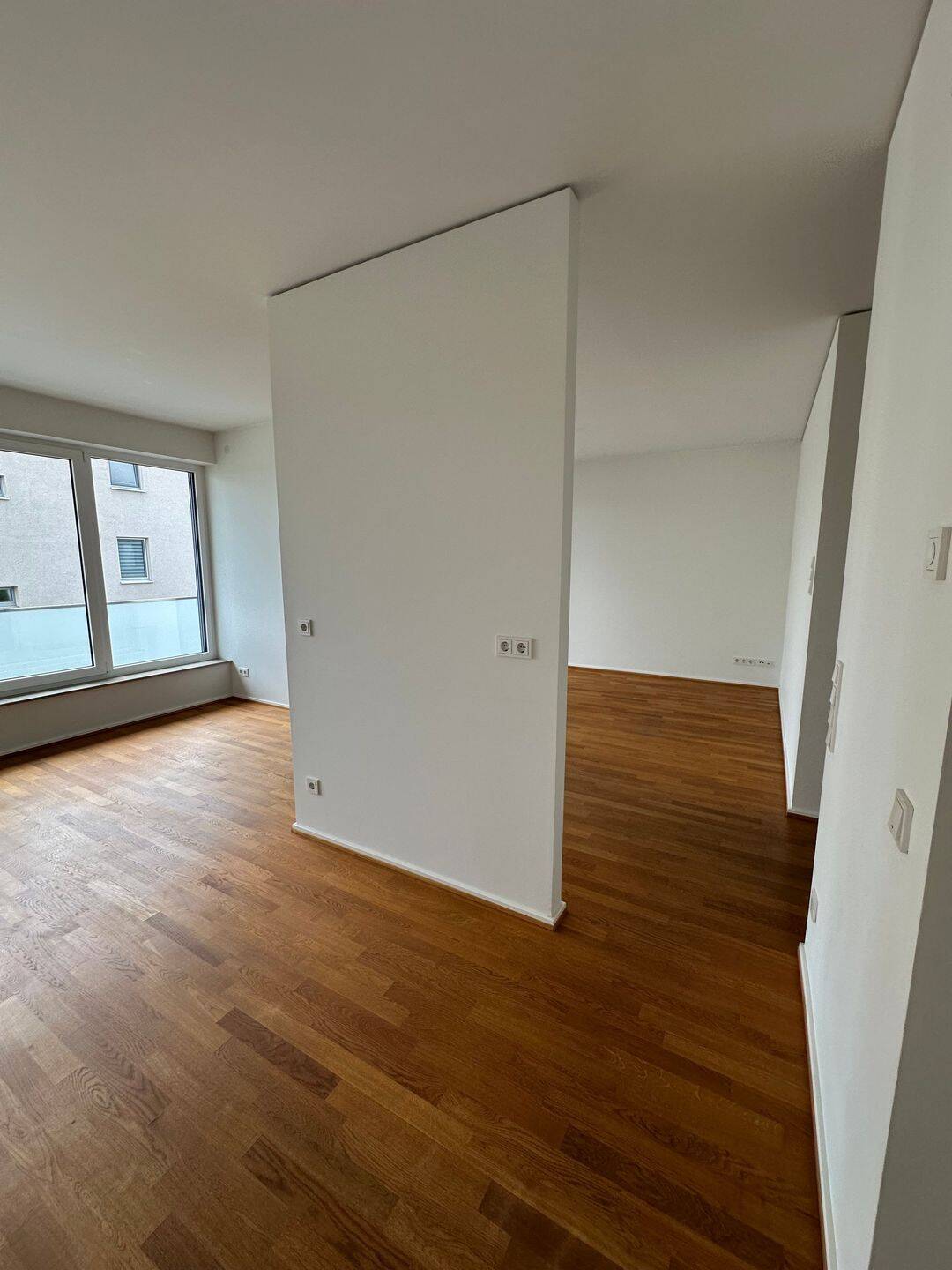 Familienfreundliche 4-Raumwohnung mit Balkon, Gäste-WC und separatem Waschmaschinenraum – Leipzig – Vorschaubild 7