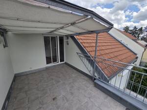 2-Zimmer-Dachgeschosswohnung mit Tiefgaragenstellplatz! – 85051 Ingolstadt – Vorschaubild 2