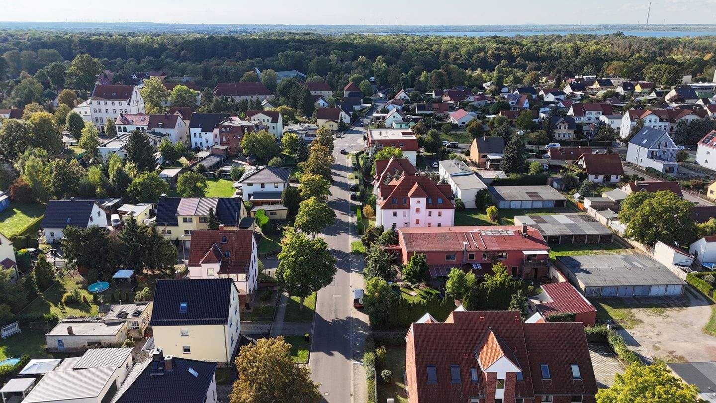 Modernes Wohnen im Grünen - Ihr Reihenendhaus nahe dem Zwenkauer See – Zwenkau – Vorschaubild 6