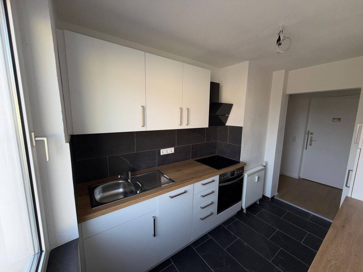 Möbilierte 2-Zimmer Wohnung inkl. Stellplatz zentral in Nürnberg