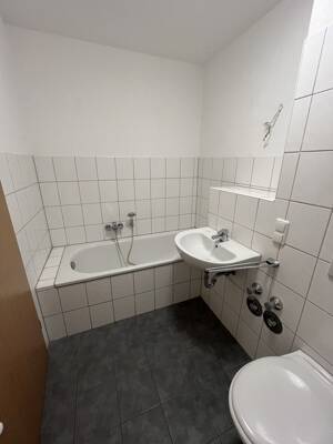 Bei VIVAWEST die Sonnenstrahlen auf dem eigenen Balkon genießen. – 47139 Duisburg – Vorschaubild 6