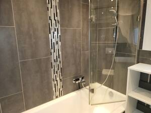 Helle 3-Zimmer-Wohnung mit großem Wohn- und Esszimmer, Einbauküche und Balkon – 50769 Köln – Vorschaubild 8