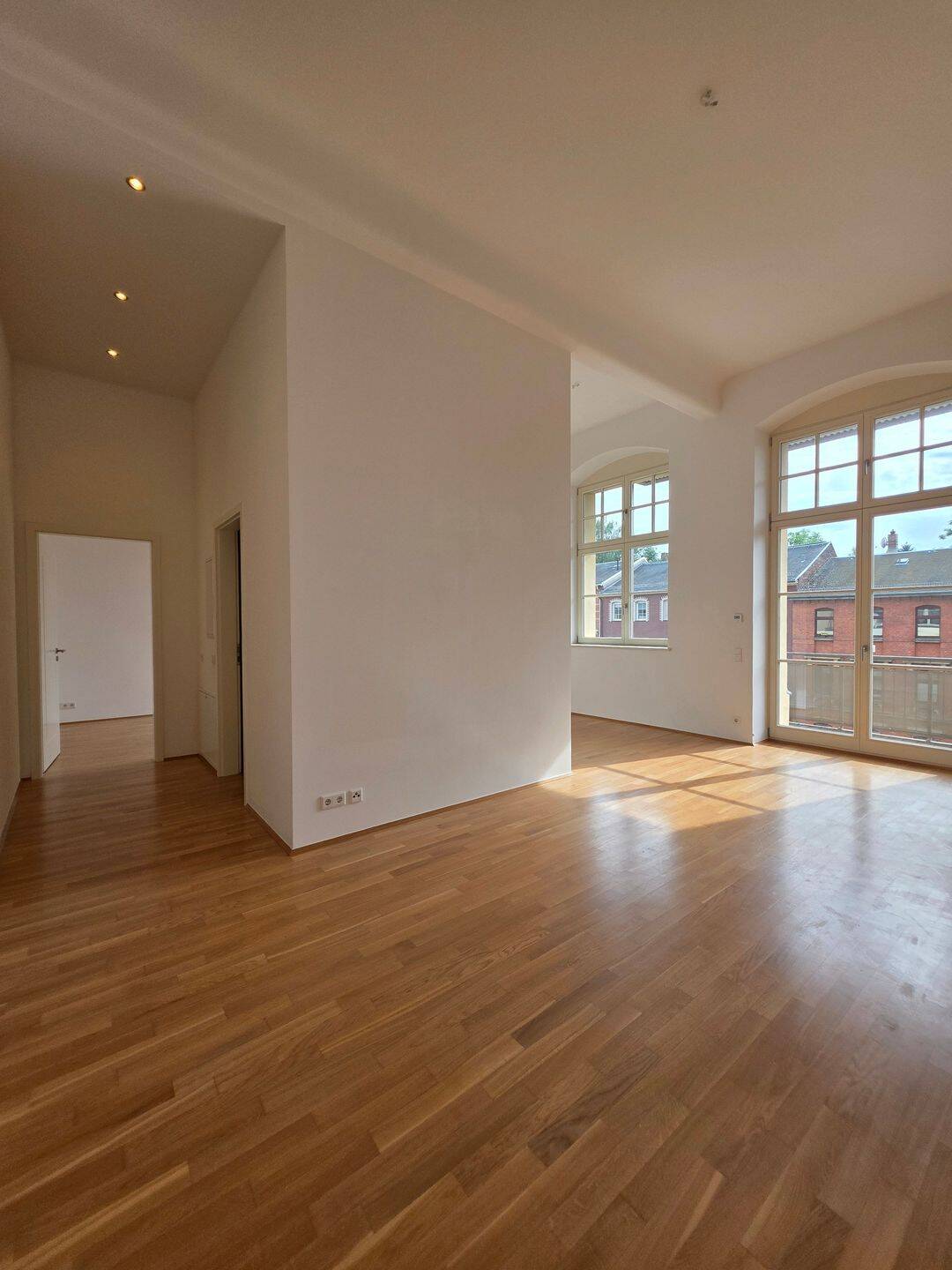 SOFORT frei Maison Chopin - helle 2 Zimmer Wohnung mit Balkon und EBK – Chemnitz – Vorschaubild 4