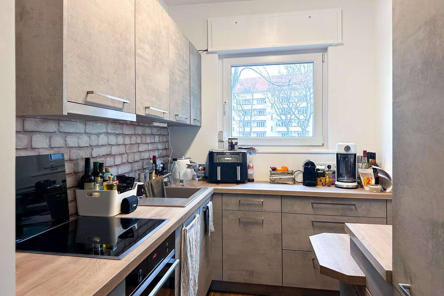 Möblierte 2 Zimmer-Wohnung mit großzügiger Sonnenloggia & Stellplatz in ruhiger Lage! Obj. 10113 – Berlin – Vorschaubild 8