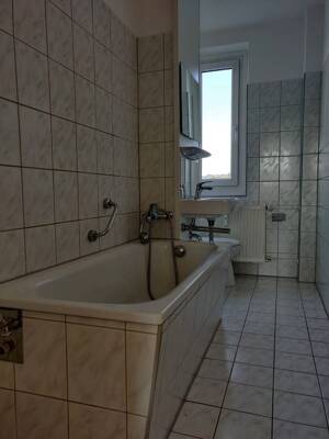 sonnige, ruhige 3-Zimmer Eigentumswohnung mit Balkon in Tolkewitz/ Seidnitz-Nord – 1279 Dresden – Vorschaubild 9