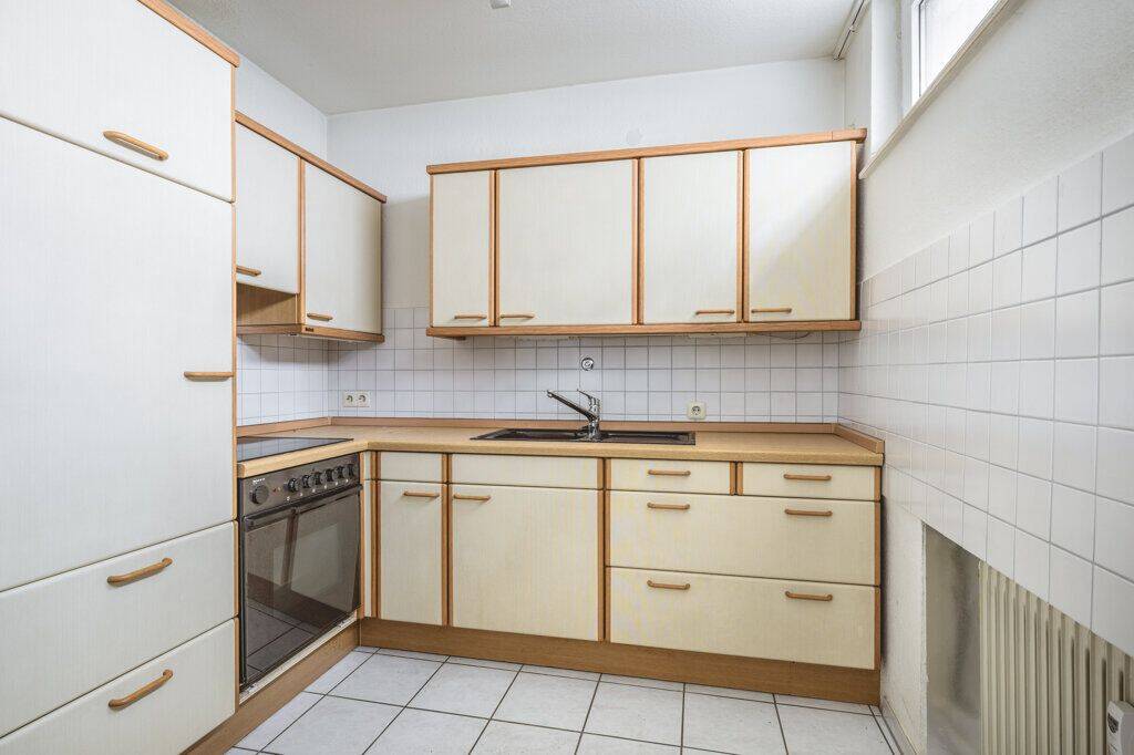 Laurensberg! Teilweise vermietetes Wohnhaus mit Garage in bevorzugter Lage – Aachen – Vorschaubild 8