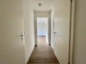 Frisch renovierte 3-Zimmer-Wohnung mit Dusche – 44225 Dortmund – Vorschaubild 2