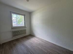 Ihr neues Zuhause im Grünen - Helle 3-Zimmer-Wohnung mit Balkon und Gartenpotenzial – 45327 Essen – Vorschaubild 6