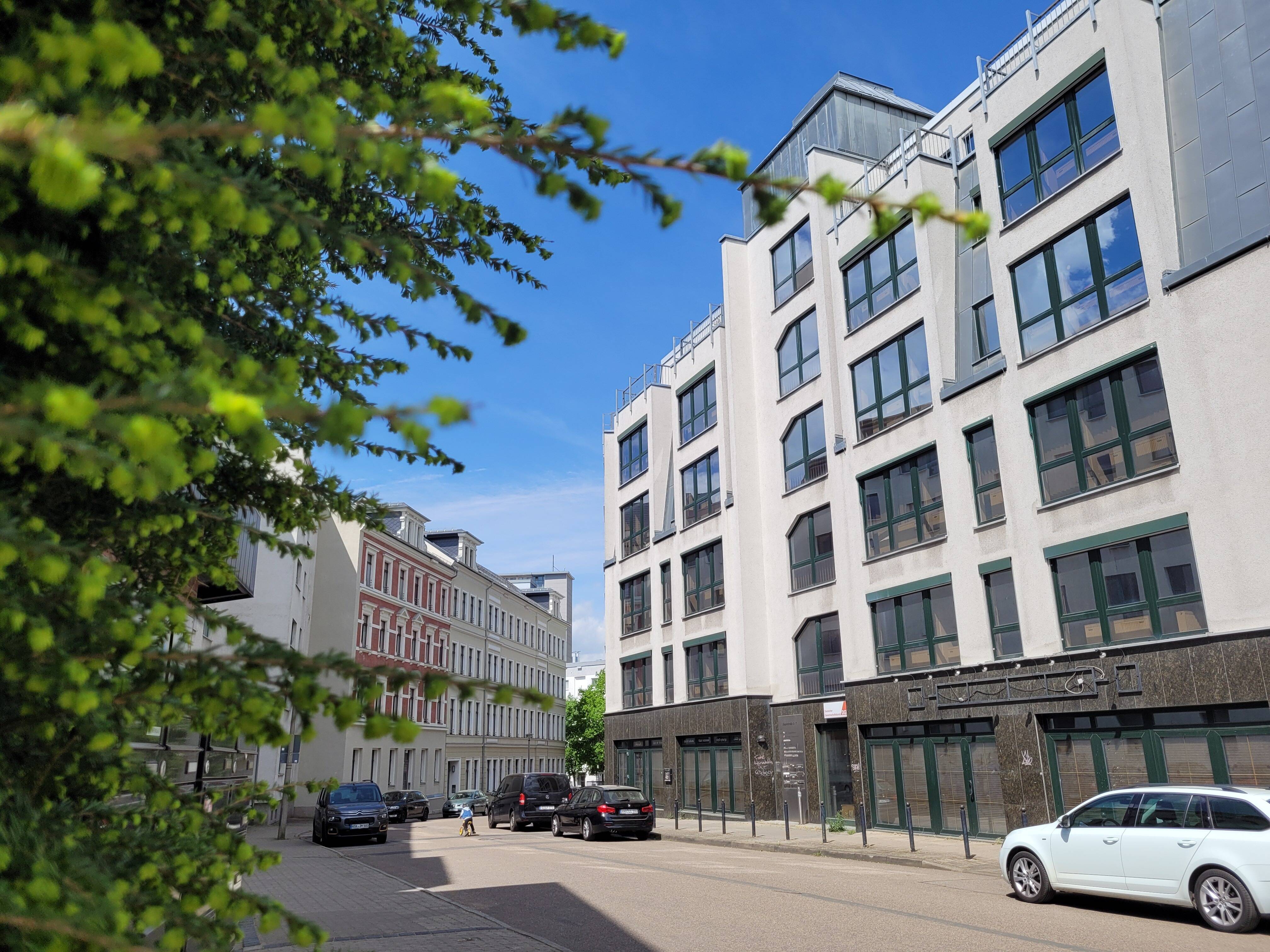 GROßZÜGIGER BÜROKOMPLEX IN CHEMNITZER INNENSTADT – Chemnitz – Vorschaubild 2