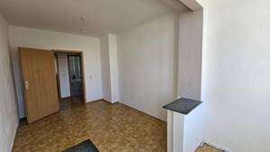 3 RWE *Kinderzimmer / HO / Ankleidezimmer-alles möglich* – 39124 Magdeburg – Vorschaubild 5