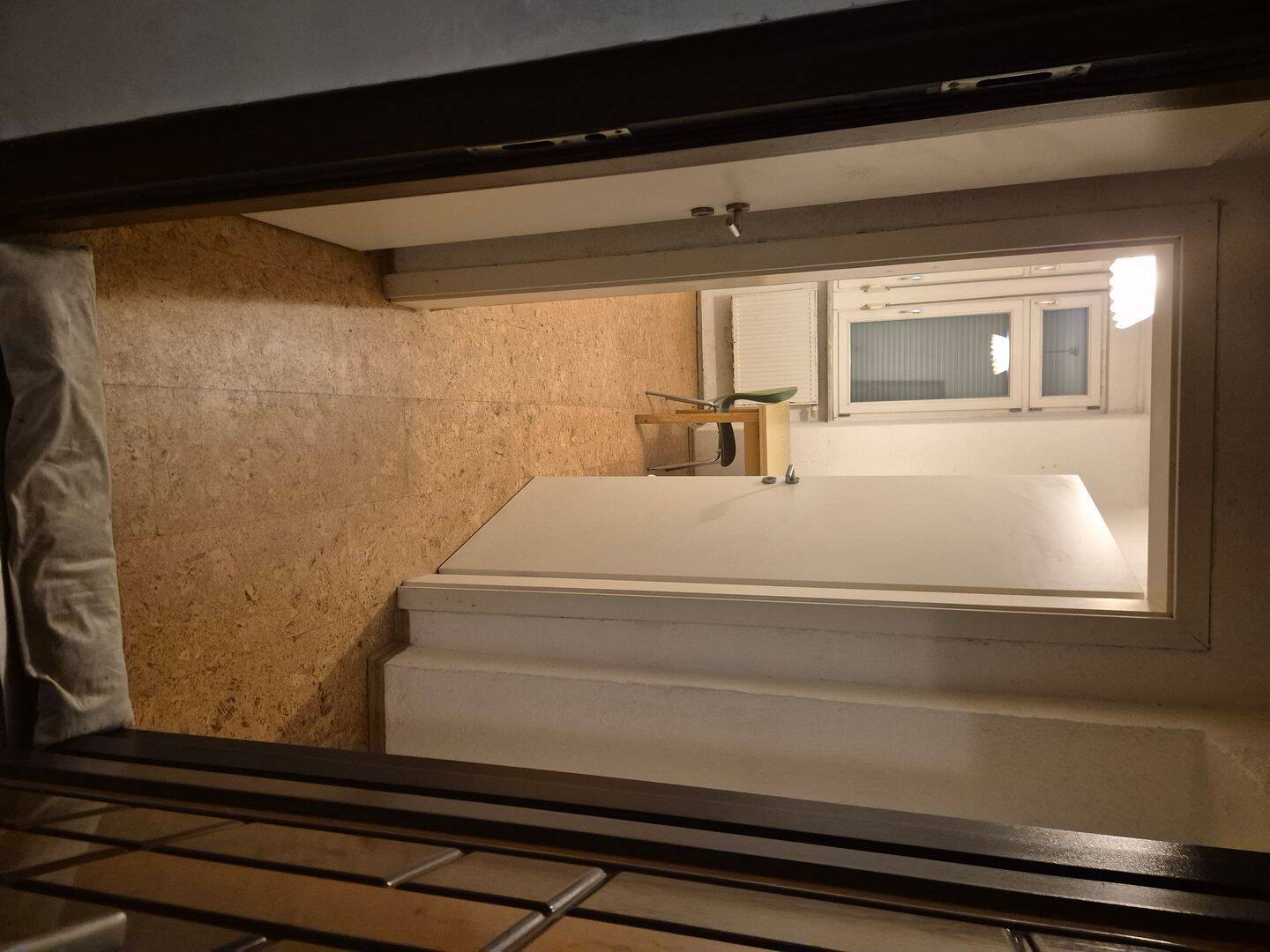 2 Zimmer Wohnung plus Küche und barte