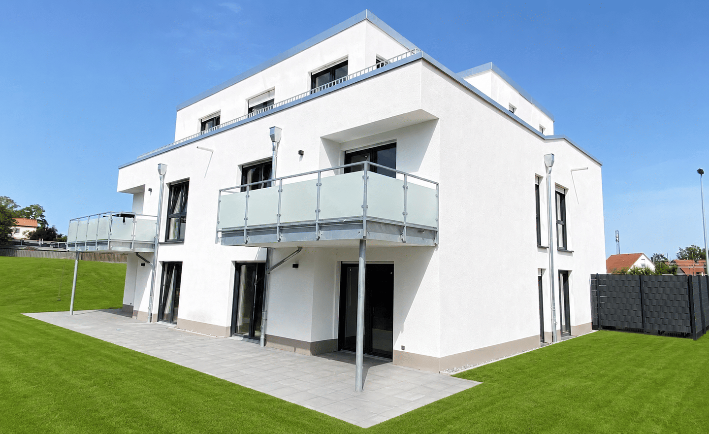 In SPENGE: NEUBAU - TERRASSEN - ETW. Jetzt zum Einzug bereit. – Bielefeld – Vorschaubild 3