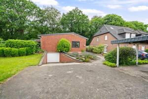 Bremen - Vahr | Großzügiger Bungalow mit Wintergarten, Sauna und vielseitigem Platzangebot – 28327 Bremen – Vorschaubild 2