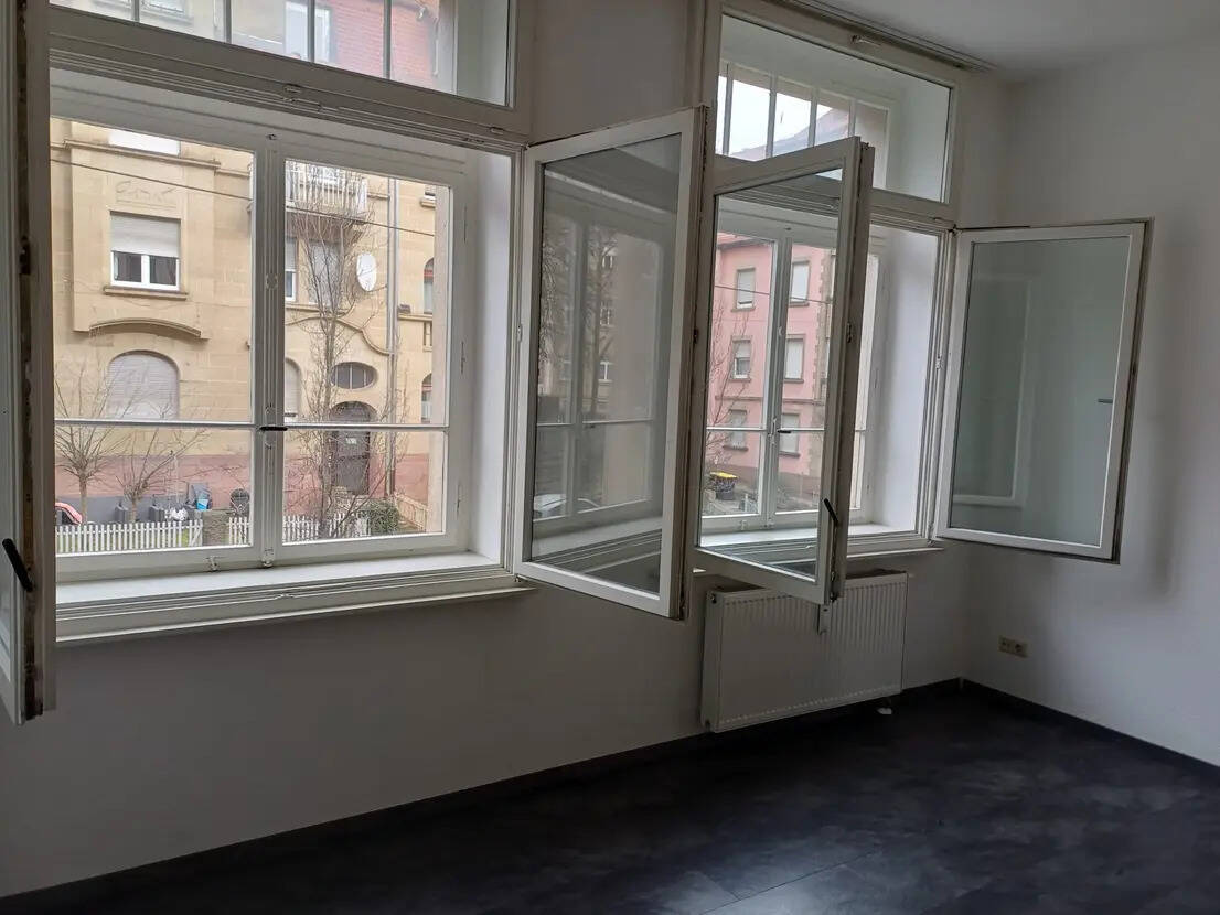Sanierte 3-Zimmerwohnung in historischem Kulturdenkmal in Pforzheim – Pforzheim – Vorschaubild 4