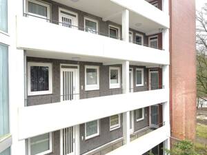 Top Anlageobjekt: Gepflegte 1,5-Zimmer-Wohnung mit Loggia & Fahrstuhl in schöner Lage von Niendorf! – 22455 Hamburg – Vorschaubild 3