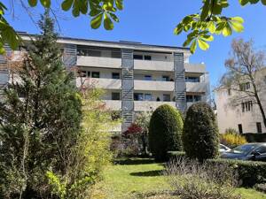 Attraktive 3 Zimmerwohnung mit Balkon - Bestlage Westend Offenbach – 63067 Offenbach am Main – Vorschaubild 2