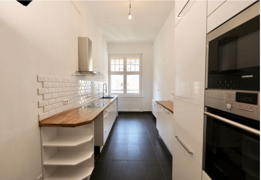 BEGEHRTER ALTBAU-CHARME - BELIEBTE LAGE NAHE LIETZENSEE - HOLZDIELEN, FISCHGRÄTPARKETT & STUCK – Berlin – Vorschaubild 5