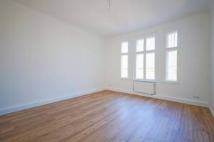 Kompaktes Zuhause mit saniertem Wohnkomfort und Tageslichtbad
