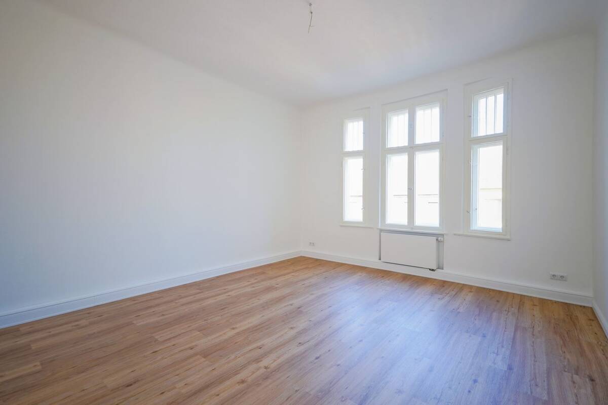 Kompaktes Zuhause mit saniertem Wohnkomfort und Tageslichtbad – 12047 Berlin – Bild 1 von 3