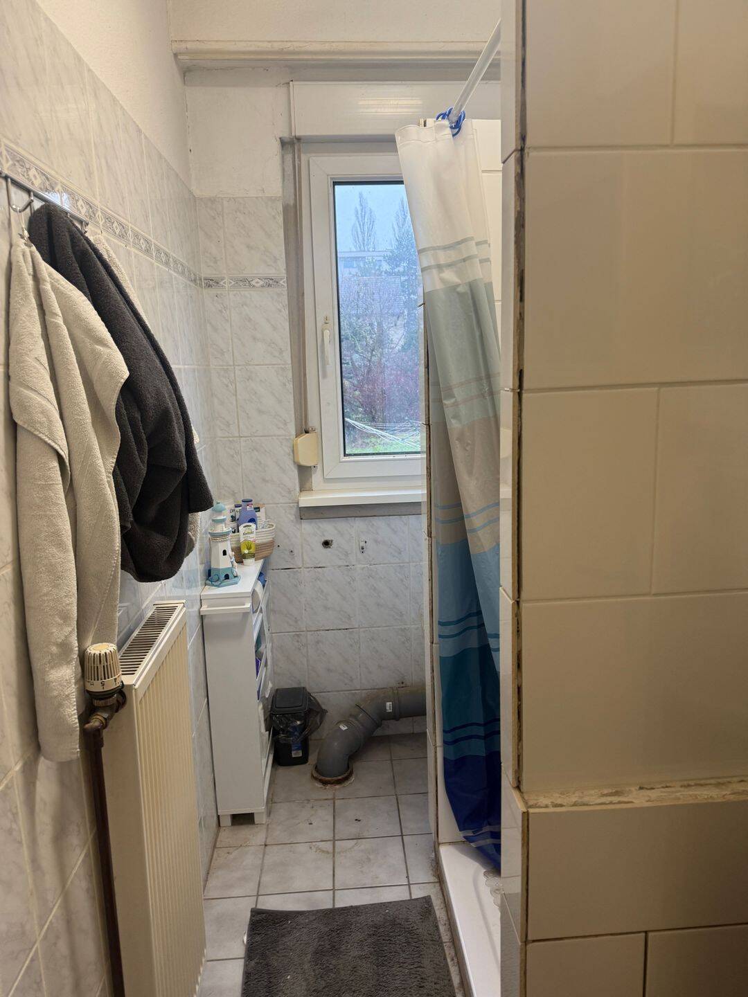 Sanierungsobjekt mit Potenzial! 2-Fam-Haus in ruhiger Wohnlage – Berlin – Vorschaubild 3