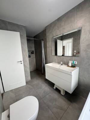 Lichtdurchflutete 4 Zimmer Wohnung – 74080 Heilbronn – Vorschaubild 3