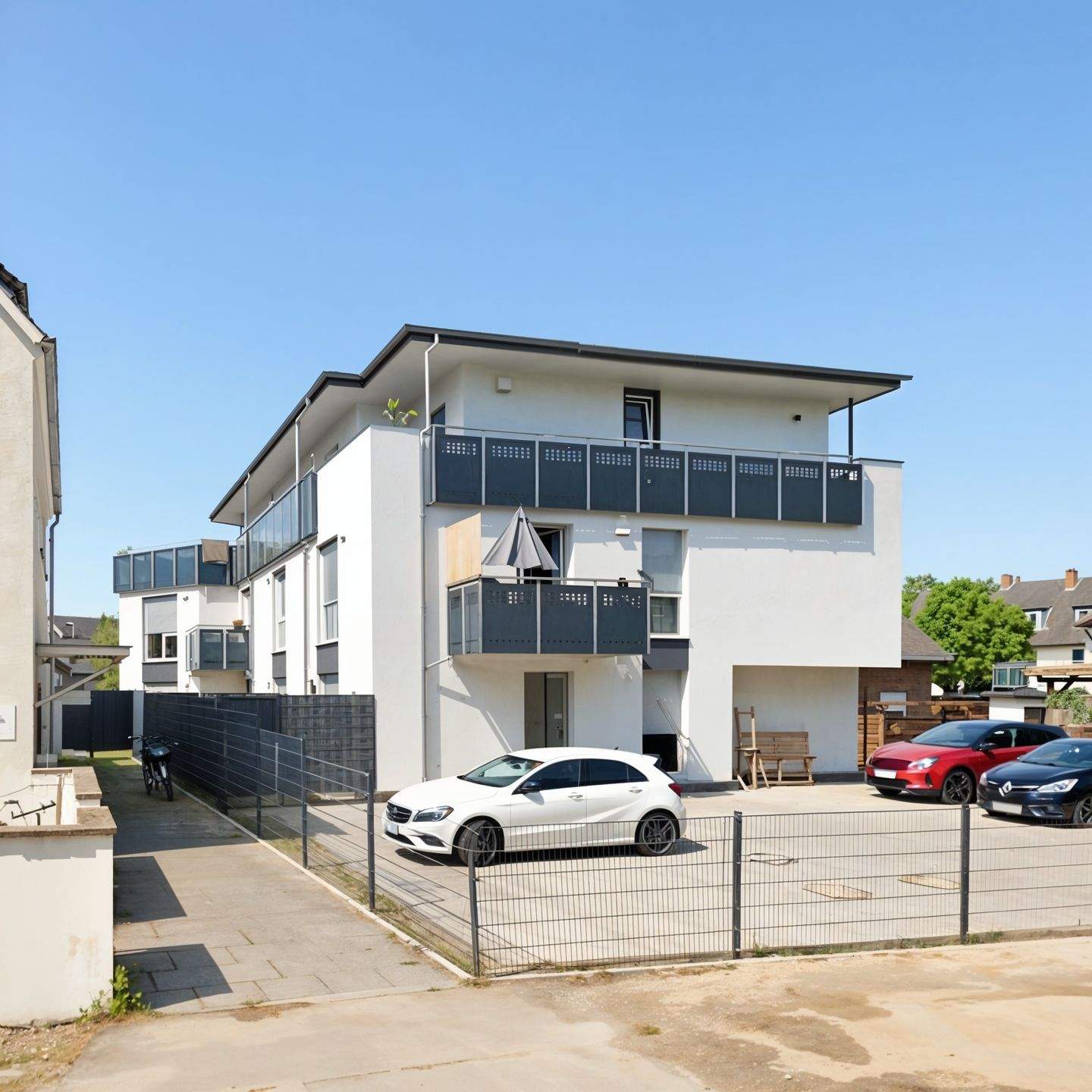 Neuwertiges MFH mit 8 Wohneinheiten in Gütersloh-Barrierefrei · Vollvermietet · Renditestark – Gütersloh – Bild 1 von 9