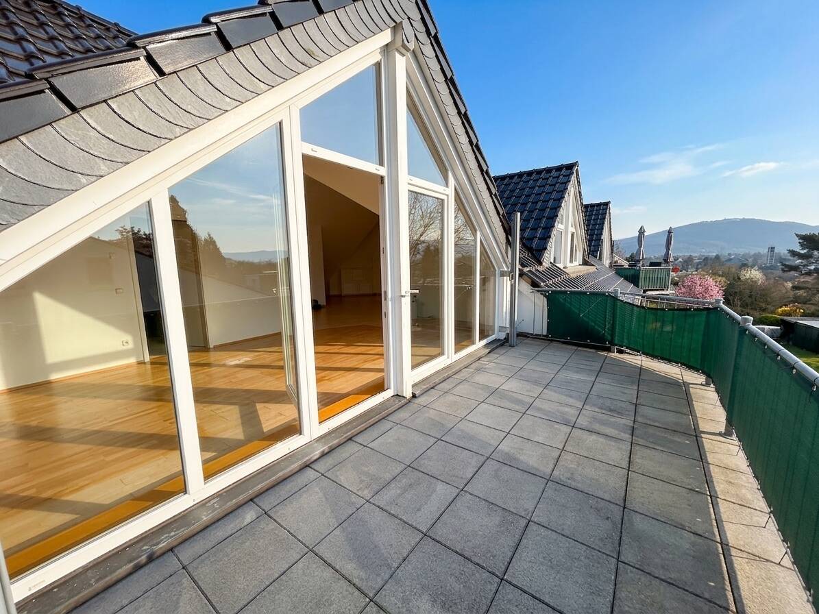 Bonn-Muffendorf: Wohnen mit Ausblick - gepflegte 3-Zimmer-Wohnung zum Wohlfühlen