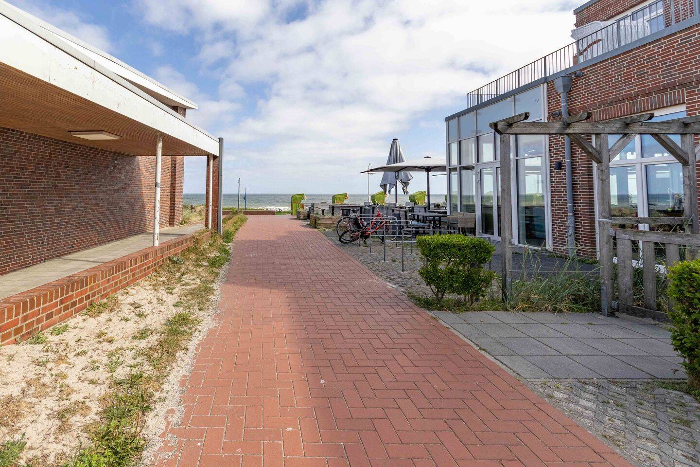 Exklusives Meerblick-Apartment auf Wangerooge: Große Terrasse, Sauna - stilvoller Inselluxus direkt an der Strandpromenade – Wangerooge – Vorschaubild 3