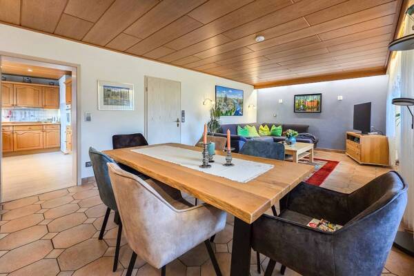 Mehrfamilienhaus in 53844 Troisdorf mit 204,05 m² kaufen