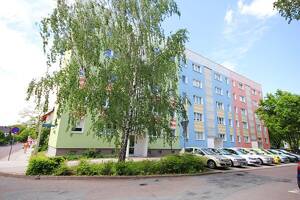 Nachnutzer gesucht! 3- Raumwohnung mit Balkon, Dusche, ganz unten. – 6128 Halle (Saale) – Vorschaubild 3