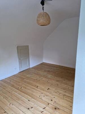 Charmante Dachgeschoss Wohnung in zentraler Lage an Einzelperson zu vermieten – 70188 Stuttgart – Vorschaubild 8