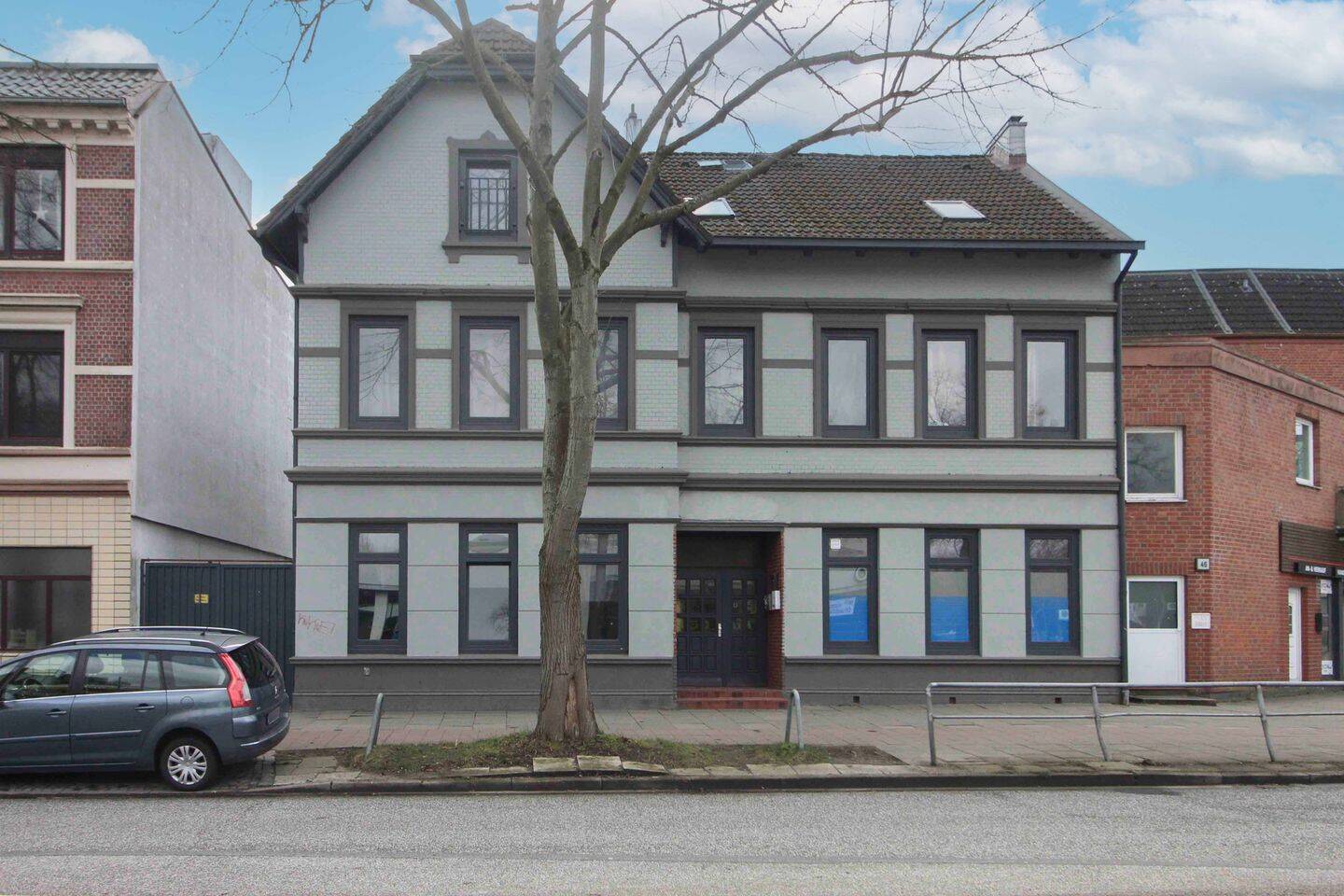 Mehrfamilienhaus in Hamburg-Billstedt mit 5 Einheiten und solidem Entwicklungspotenzial – Hamburg – Bild 1 von 9
