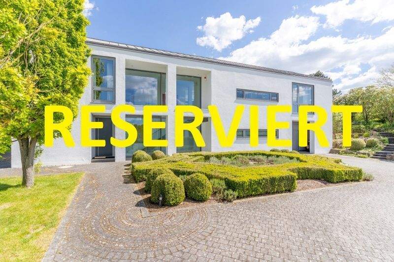 REPRÄSENTATIVES ANWESEN - DESIGN UND KOMFORT IM EINKLANG... – Burghaun – Bild 1 von 9