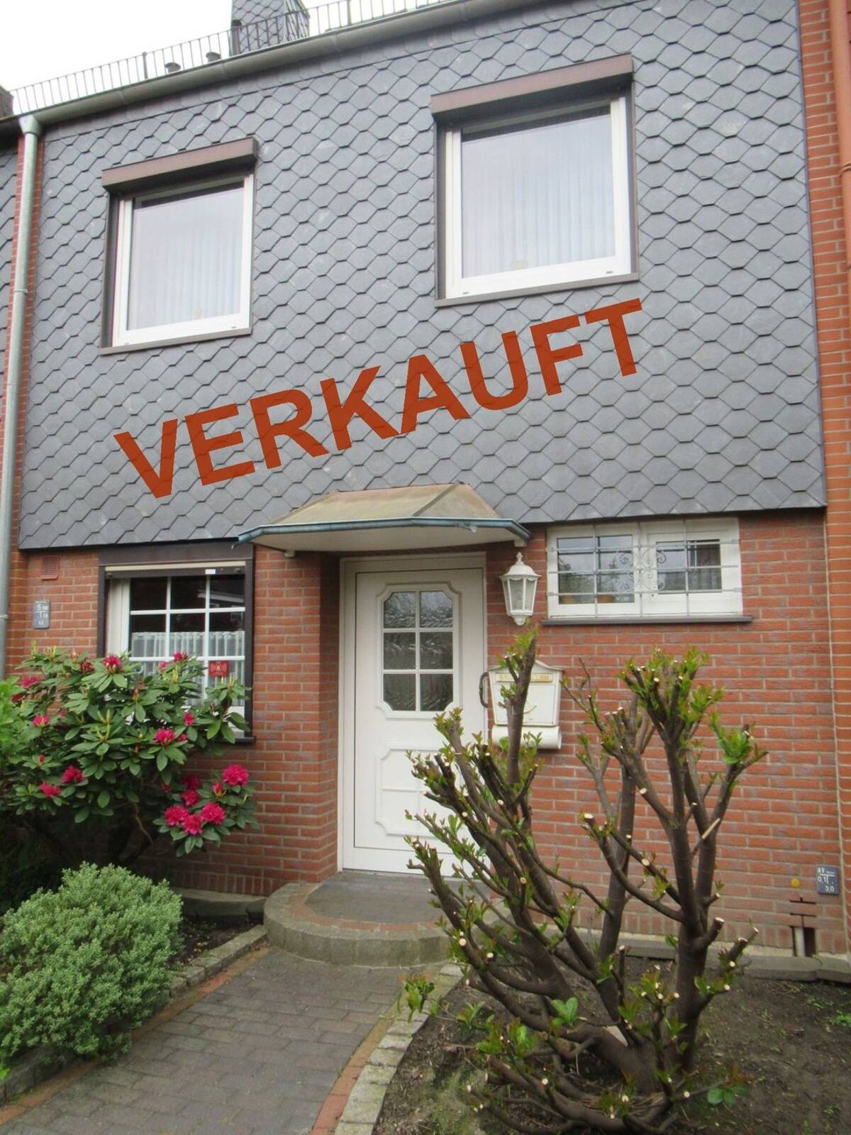 Kattenesch …schmuckes RH mit Garage und idyllischen Garten... begehrte Wohnlage „Links der Weser„ – 28277 Bremen – Bild 1 von 9