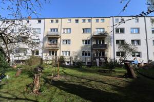 Eigentumswohnung am Lindenpark mit zwei Balkonen & Keller