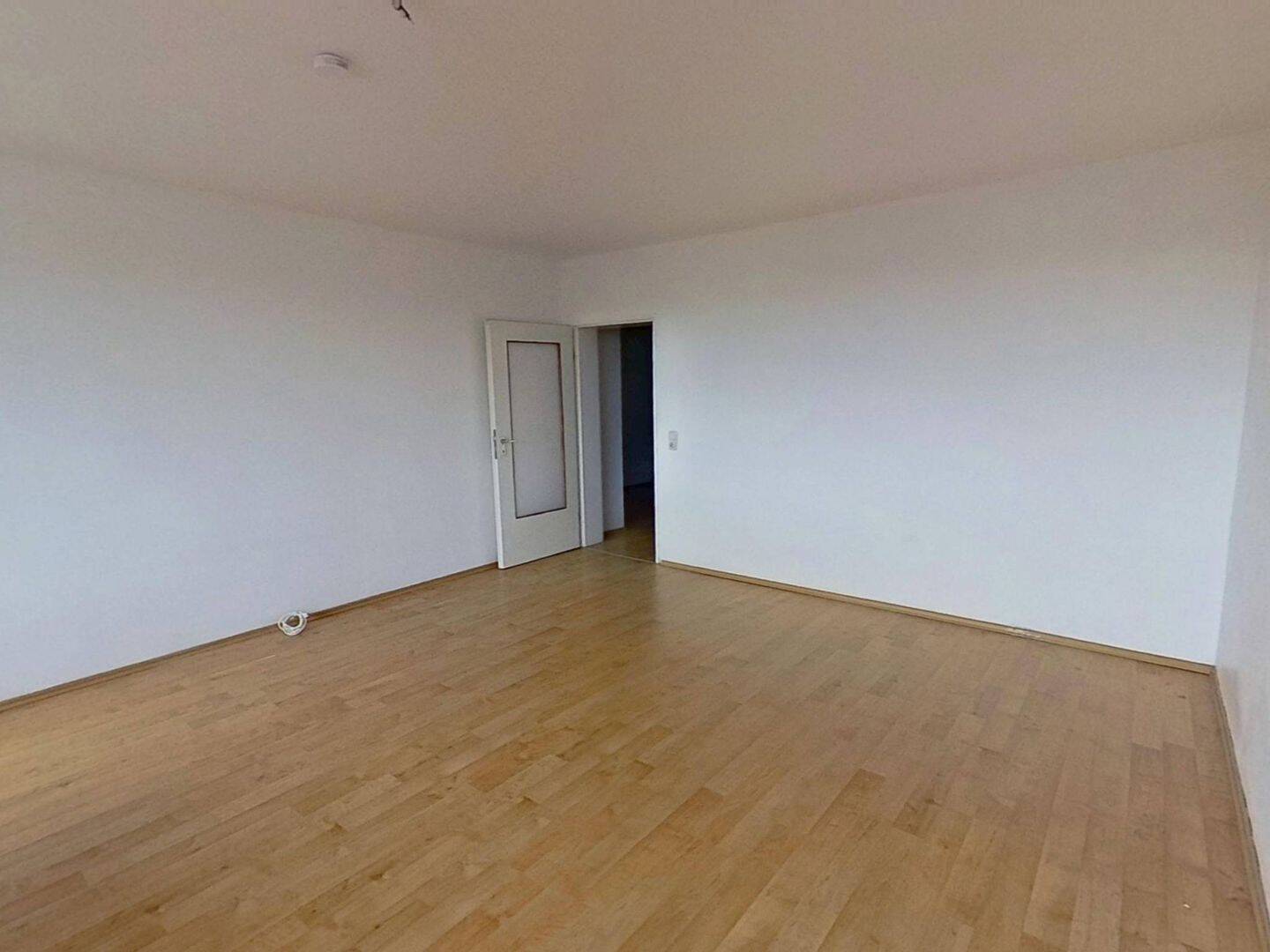 Große 2-Zimmer-Wohnung mit LOGGIA und EBK in St. Jürgen – Lübeck – Vorschaubild 3