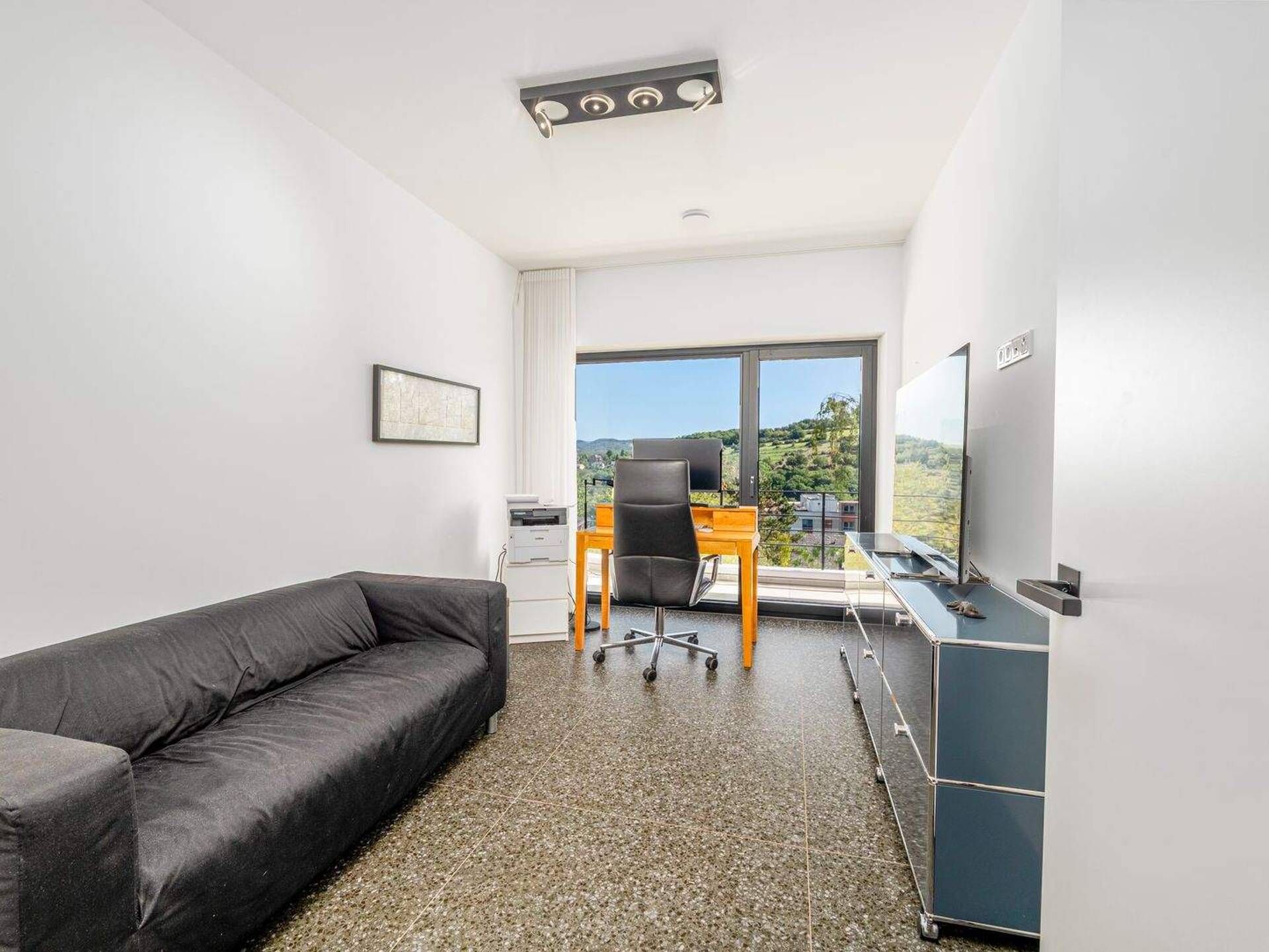 Villa in 54439 Saarburg mit 365 m² kaufen