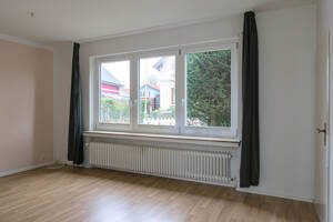 PURNHAGEN-IMMOBILIEN - Charmantes Einfamilienhaus in ruhiger Seitenstraße von Fähr-Lobbendorf! – 28755 Bremen – Vorschaubild 4