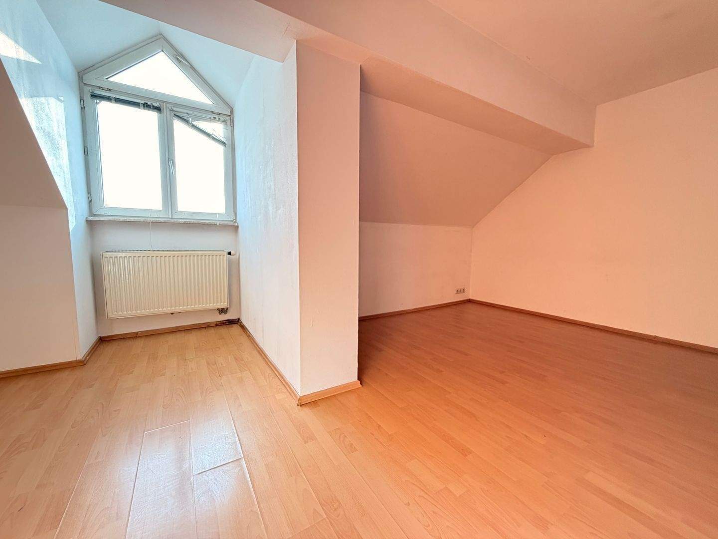 gepflegte 2-Zimmer Wohnung mit Badewanne – Nürnberg – Vorschaubild 3