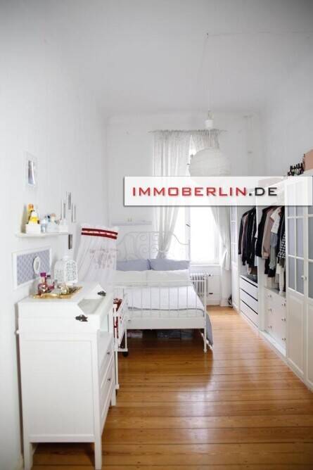 IMMOBERLIN.DE - Spitzenlage! Schöne Altbauwohnung mit ruhiger Südwestloggia – Berlin – Vorschaubild 9