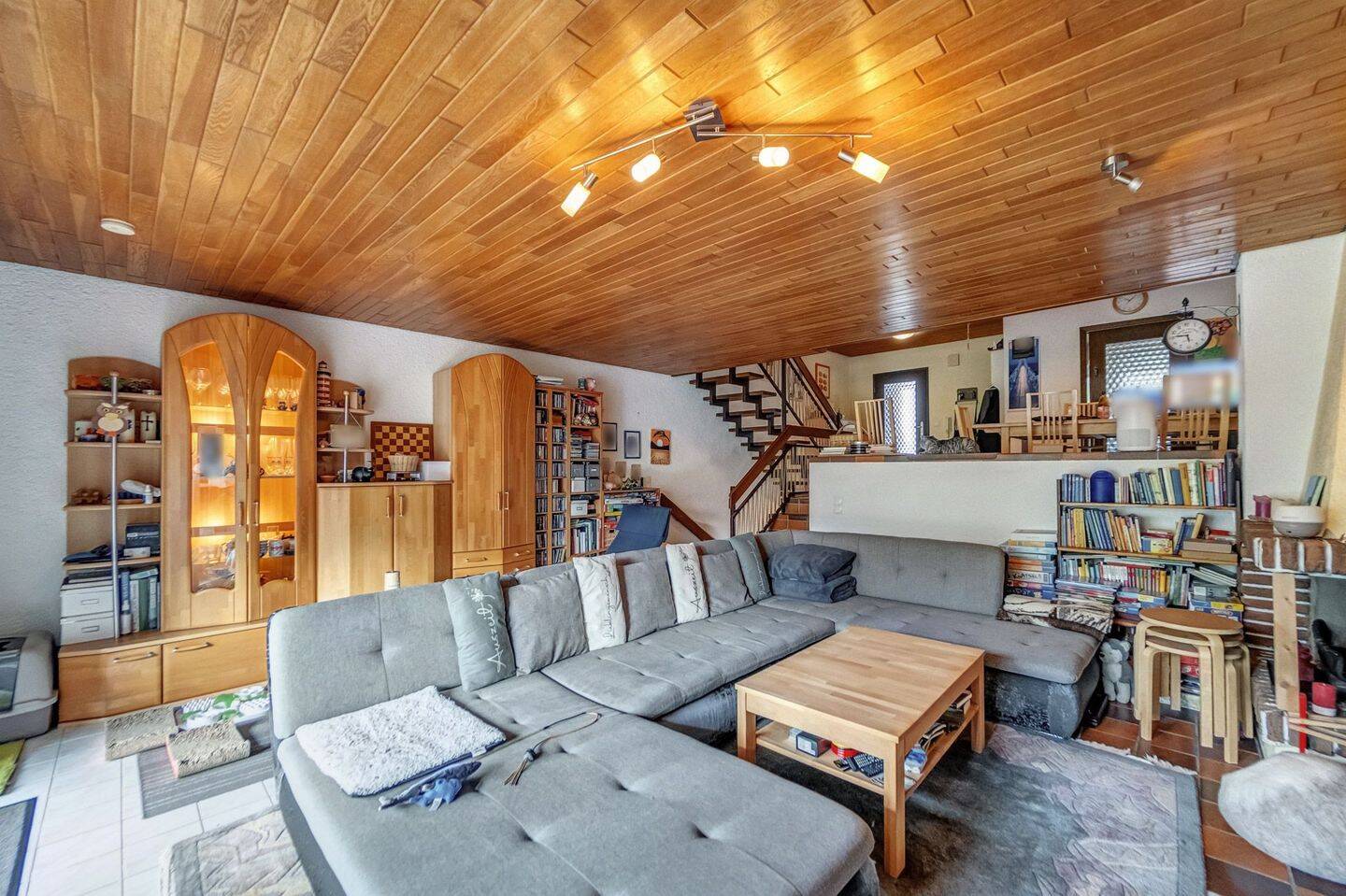 Architektur trifft Wohnkomfort: Raumfluss im Split-Level – Eggenstein-Leopoldshafen – Vorschaubild 9