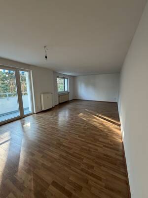 Großzügige 3-Zimmer-Wohnung mit Aufzug & Süd-West-Balkon in umfassend modernisiertem Wohngebäude (Sanierung 2025) - sofort bezugsfrei – 91056 Erlangen – Vorschaubild 7