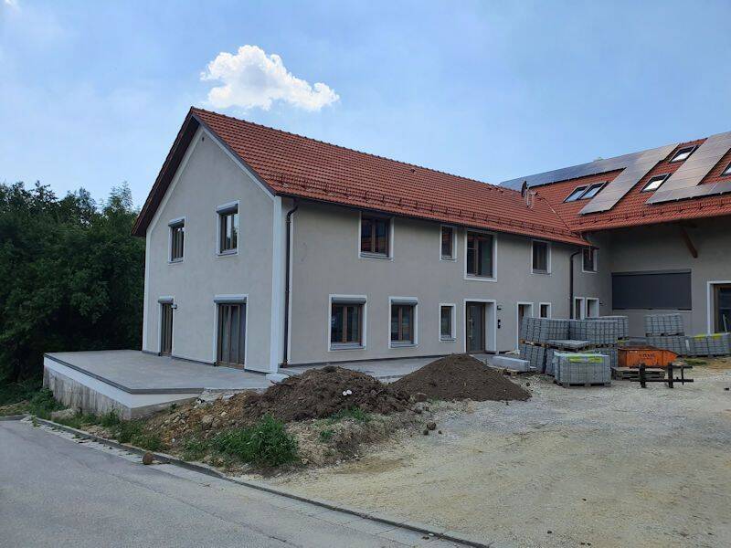 "Wohnen und Arbeiten unter einem Dach" Vier exklusive Reihenhäuser - Neubau / Erstbezug - im Gemeindebereich von Bodenkirchen