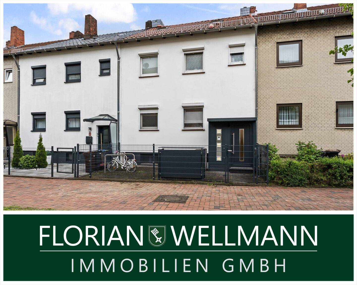 Bremen - Gröpelingen | Modernisiertes Reihenhaus mit riesigem Platzangebot und 2 Garagen