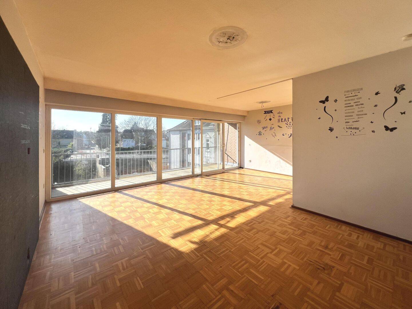 Charmante Wohnung mit Potential in zentraler Lage! – Mönchengladbach – Vorschaubild 2