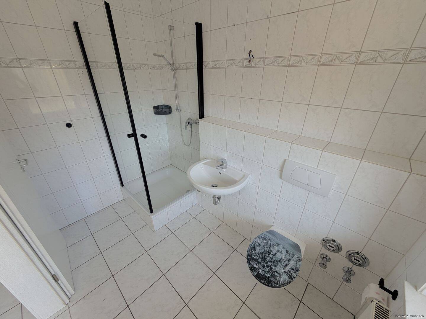 Gemütliche zwei Zimmer Küche Bad mit BalkonK im Herzen von Lummerschied