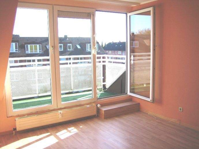 Helle Dachgeschosswohnung in ruhiger Wohnstraße – Wentorf bei Hamburg – Vorschaubild 4
